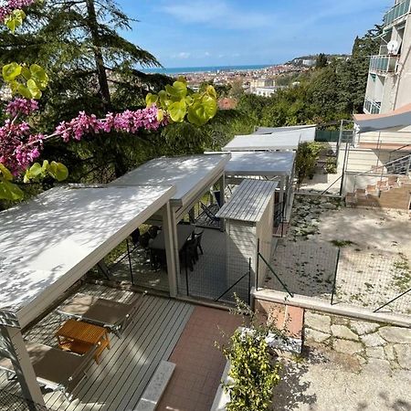 Il Parco Di Yuki Appartement Ancona Buitenkant foto